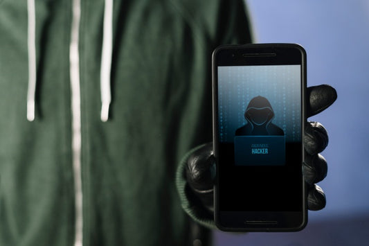 Free Hacker With Smartphone Mockup Psd