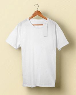 Free Hanging T-Shirt Mockup (Bie)