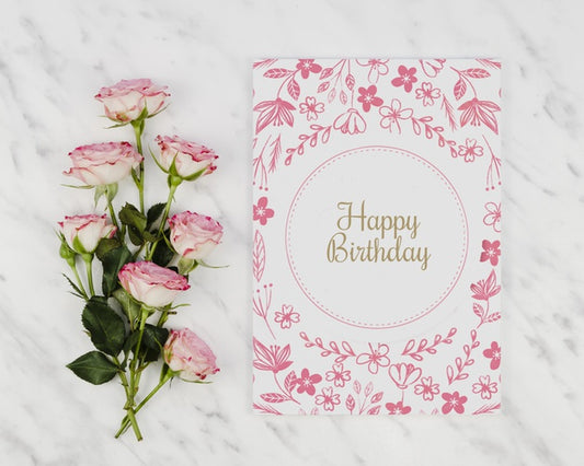 Free Happy Birthday Mock-Up Card And Bouquet Of Roses Psd
