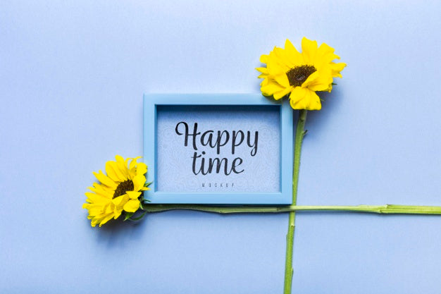 Free Happy Time Mock-Up Flowers Arrangement Psd