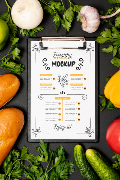 Free Healthy Breakfast With Veggies And Clipboard Psd