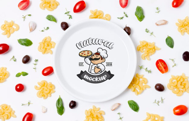 Free Healthy Food Mock-Up Plate With Pasta And Tomato Psd