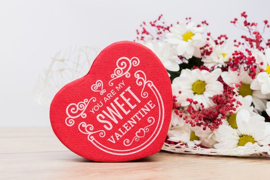 Free Heart Shaped Box Mockup For Valentine Psd