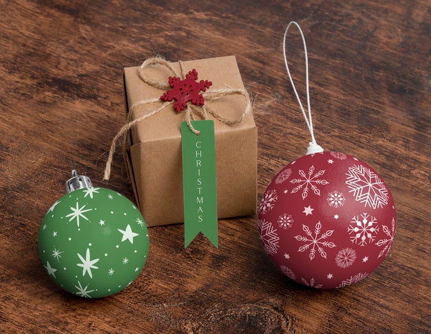 Free High Angle Christmas Globes And Gift Psd