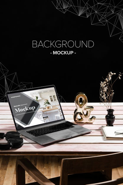 Free High Angle Of Desk With Laptop And Decorations Psd