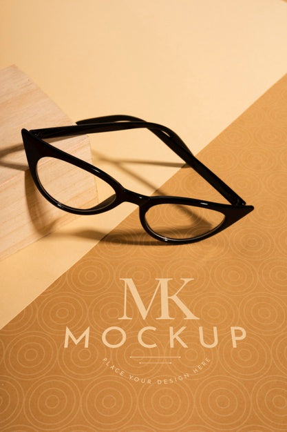Free High Angle Of Vision Glasses Mock-Up Psd
