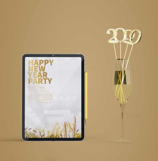 Free Ipad Mock-Up With New Year Concept Psd