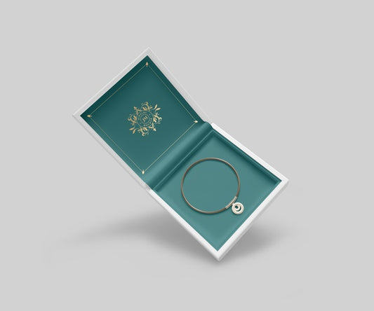 Free Jewelry Box With Golden Bracelet And Symbol Psd