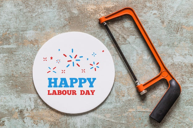 Free Labor Day Mockup With Round Cover Psd