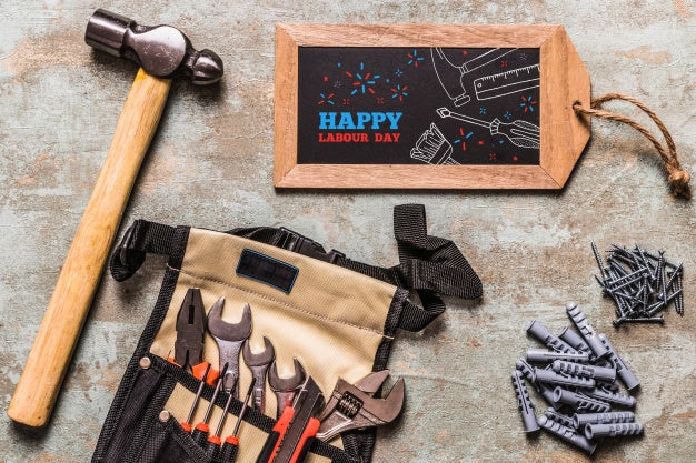 Free Labor Day Mockup With Slate And Tools Psd