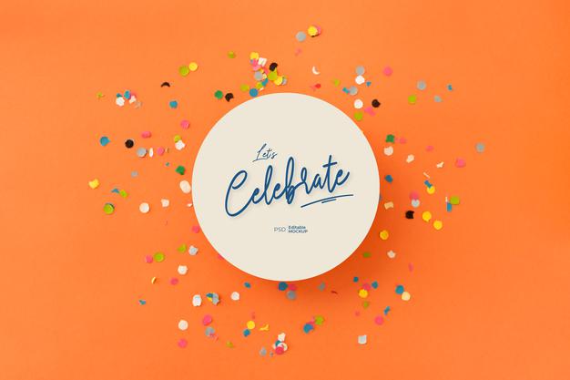 Free Let'S Celebrate, Rounded Card Mockup With Confetti. 3D Rendering Psd