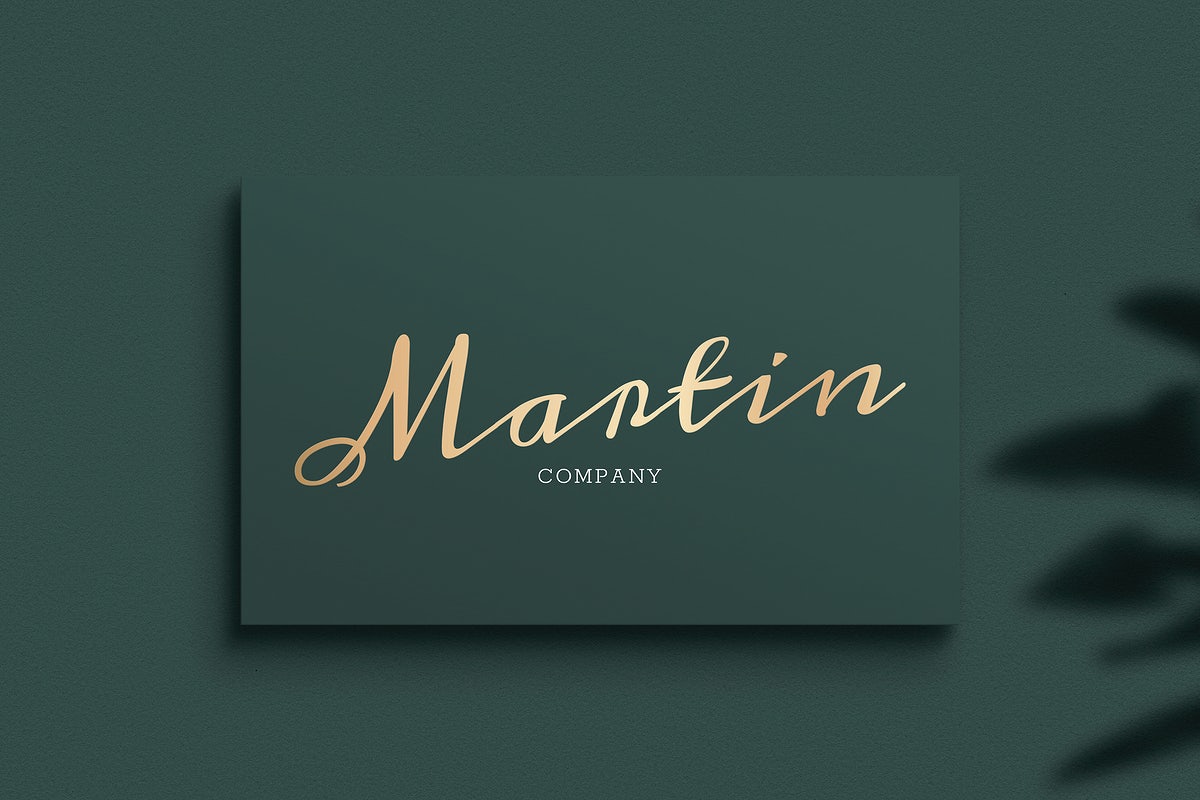 Free Luxury Business Card Mockup Psd In Green Tone