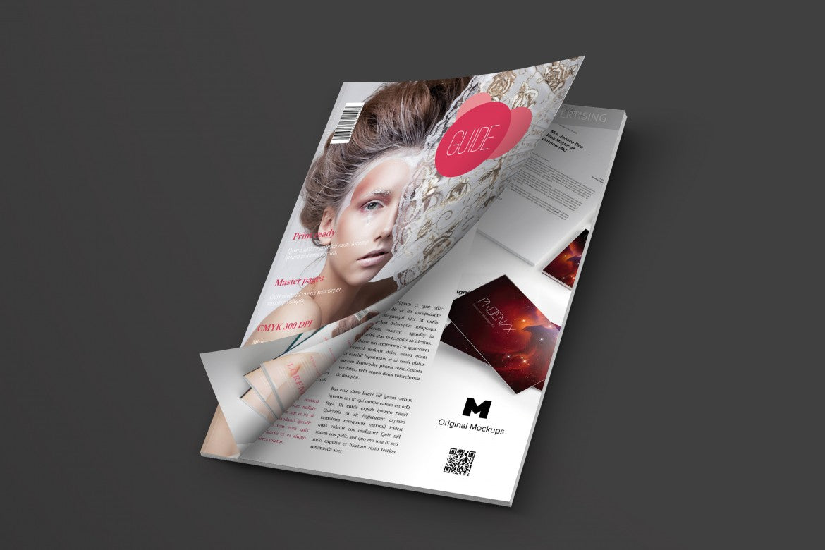 Free Opening A4 Magazine Cover (Mockup)