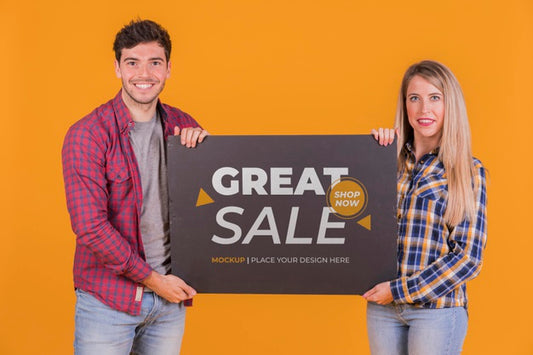 Free Man And Woman Holding A Sign Concept Mock-Up Psd