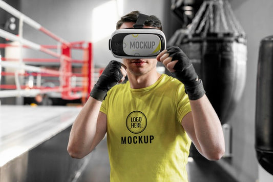 Free Man Using Virtual Reality Goggles At Boxing Training Psd