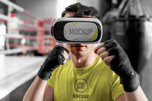 Free Man Using Virtual Reality Goggles At Boxing Training Psd