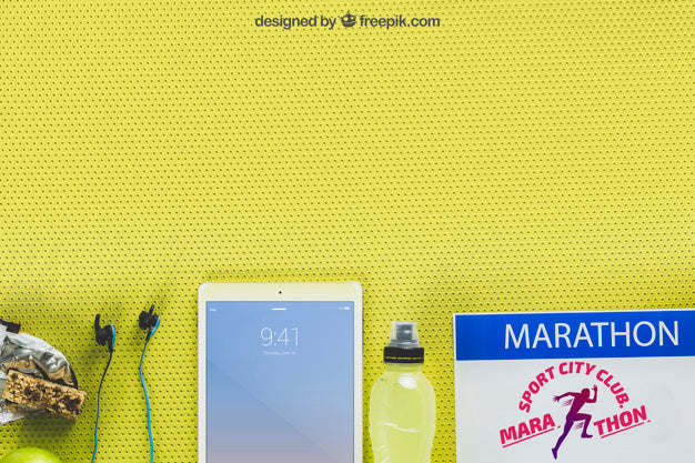 Free Marathon Mockup With Tablet Psd