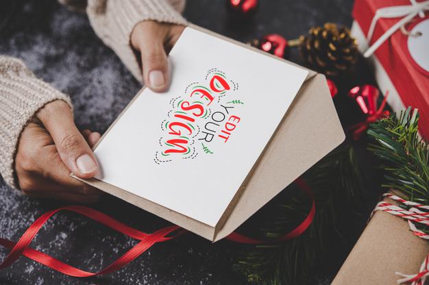 Free Merry Christmas Greeting Card Mockup Psd