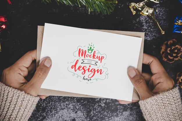 Free Merry Christmas Greeting Card Mockup Psd