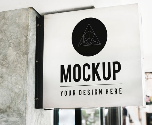 Free Minimal Shop Sign Mockup With Geometric Design Psd
