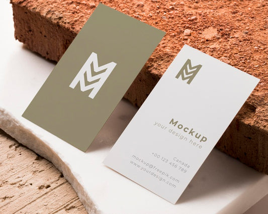 Free Mock-Up Business Card Composition Psd