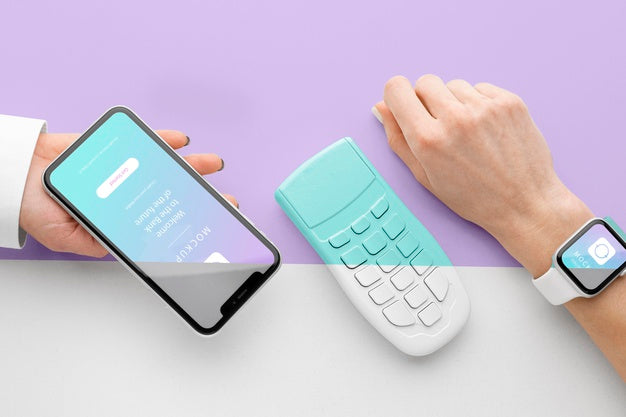 Free Mock-Up E-Payment With Smartwatch Psd