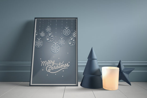 Free Mock-Up Frame On Floor With Miniatures Psd