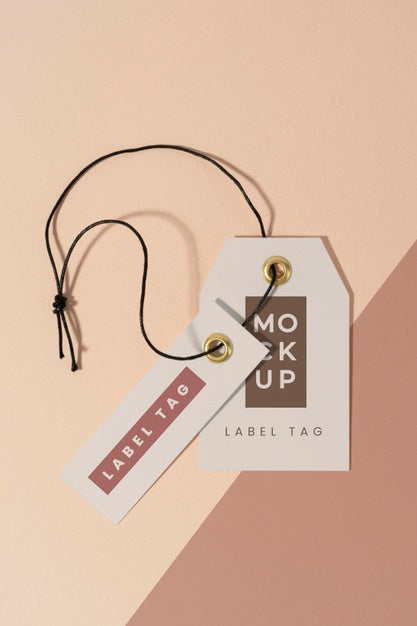 Free Mock-Up Paper Tags Composition Psd