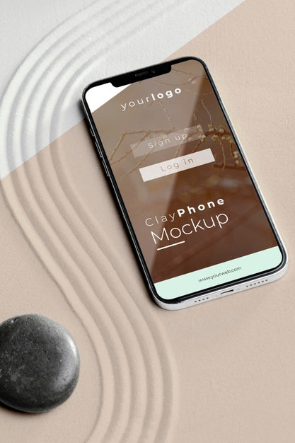 Free Mock-Up Smartphone In Sand Arrangement Psd