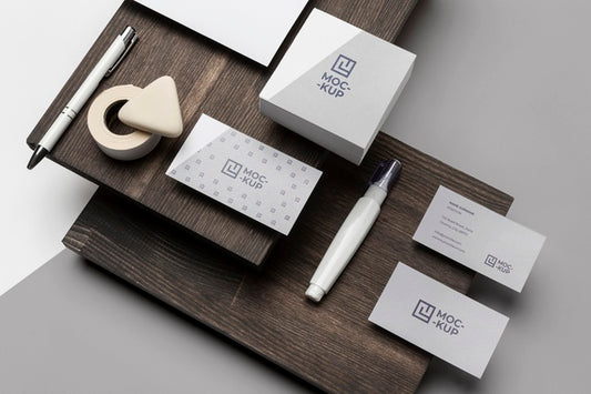 Free Mock-Up Stationery On Wood Composition Psd