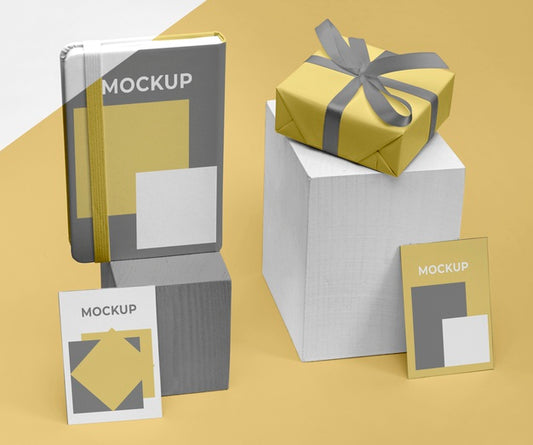Free Mockup Agenda And Gift Box Psd