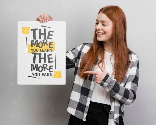 Free Modern Woman Pointing At Mock-Up Psd