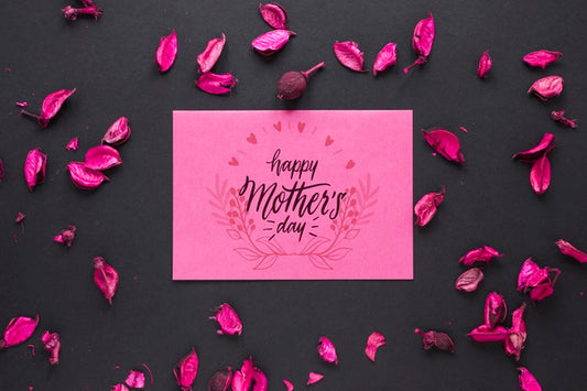 Free Mothers Day Card Mockup With Flowers Psd