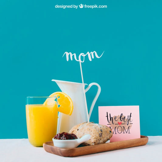 Free Mothers Day Mockup With Breakfast Psd