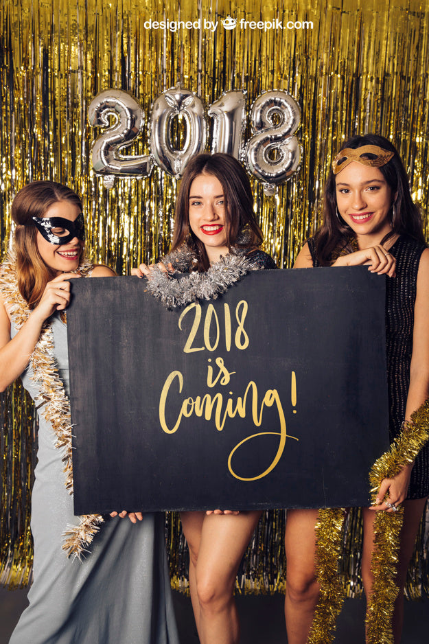 Free New Year Mockup With Three Girls Behind Board Psd