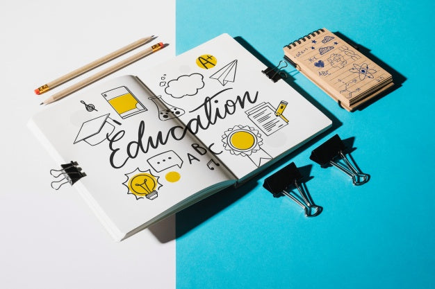 Free Notebook Mockup For Education Concept Psd