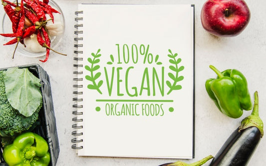 Free Notebook Mockup With Vegan Food Psd