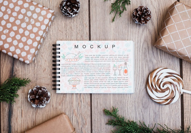 Free Notepad Mockup With Christmas Concept Psd