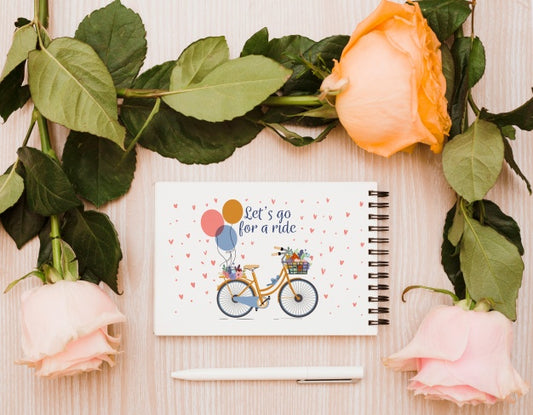 Free Notepad Mockup With Floral Decoration Psd