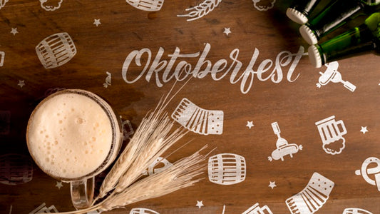 Free Oktoberfest Concept On Wooden Background Psd