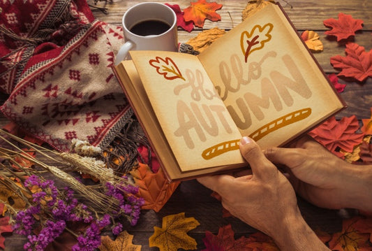 Free Open Book Mockup With Autumn Concept Psd