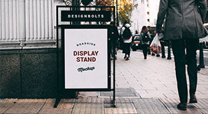 Free Outdoor Roadside Display Stand Mockup Psd