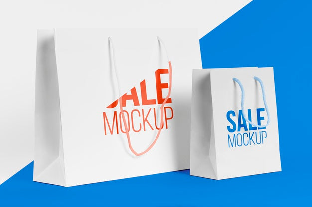 Free Paper Bag Concept With Mock-Up Psd