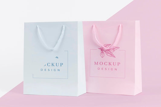 Free Paper Bag Concept With Mock-Up Psd