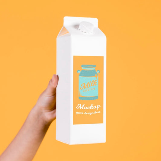 Free Paper Bottle Concept Mock-Up Psd