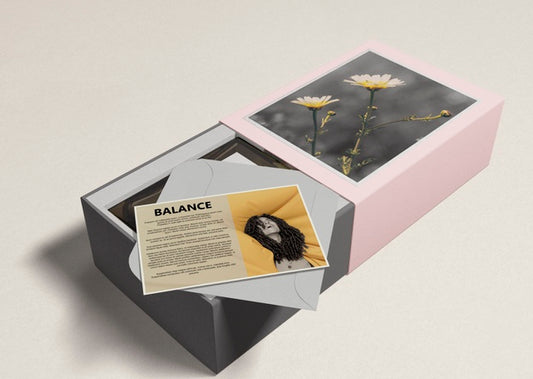Free Perfume In Boxes With Descripiton Psd
