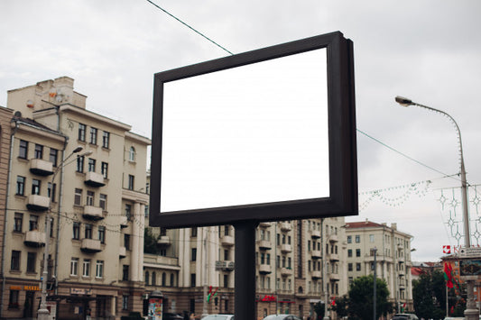 Free Picture Of A Large Outdoor Doard For Displaying Advertisements Next To The Avenue Psd