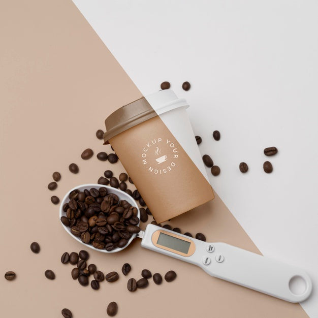 Free Plastic Cup With Coffee Beans Psd
