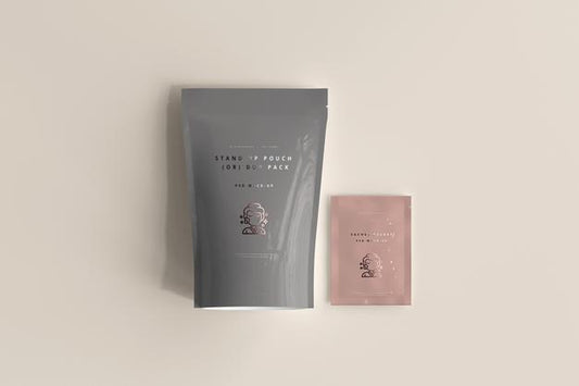Free Plastic Stand-Up Pouch With Sachet Mockup Psd