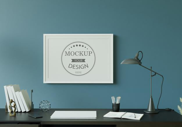 Free Poster Frame In Living Room Mockup Psd